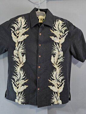 Jamaica Jaxx Men's Floral hawaiian Men's Button up Short Sleeve